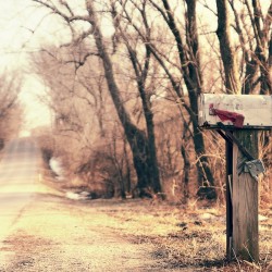 letters_from_home_mailbox_lonely_nostalgic_hd-wallpaper-818720